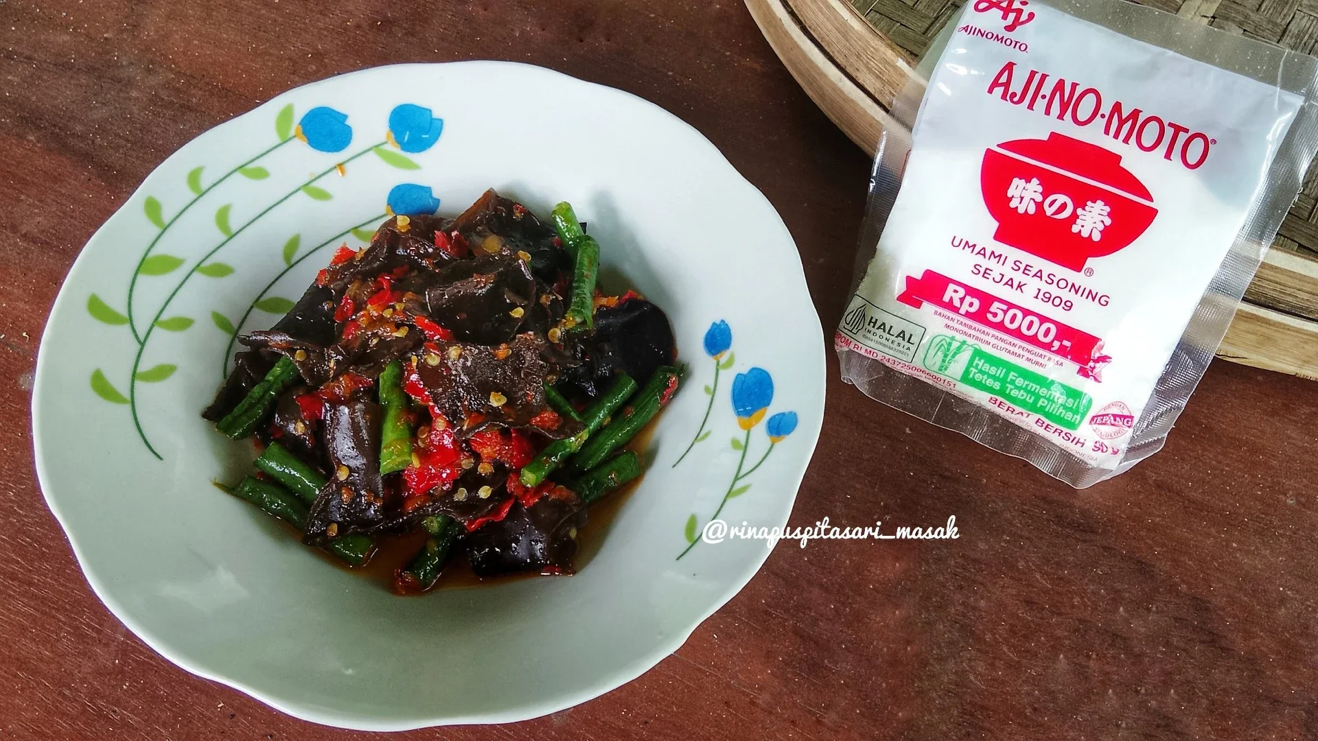#KreasiSerbaJamur Dendeng Jamur Kuping Kacang Panjang ala AJI-NO-MOTO®