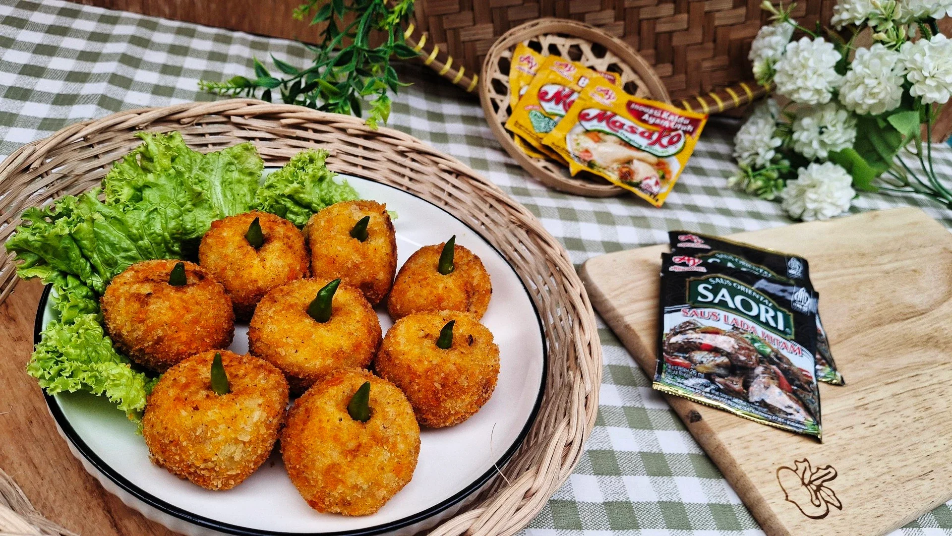 Kroket Kentang Isi Ayam Lada Hitam