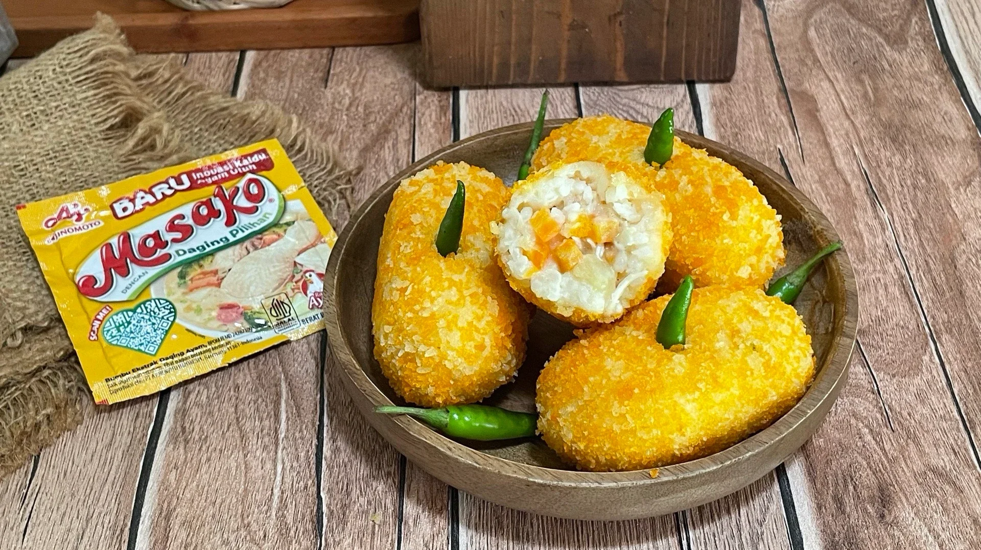 Kroket Nasi Isi Ragout Ayam & Sayuran