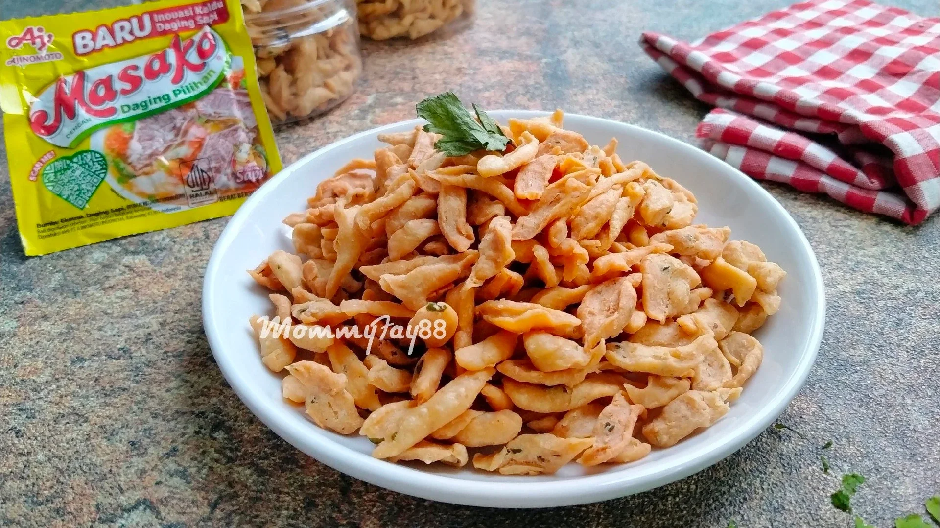 Kue Bawang Gunting Masako