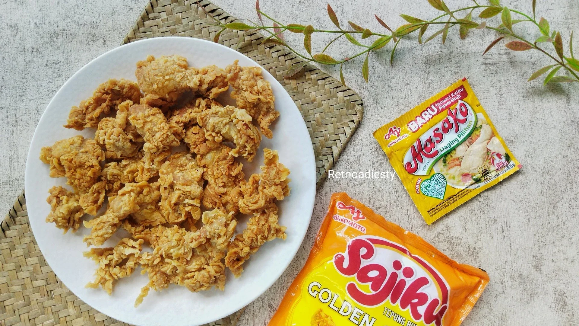 Kulit ayam goreng tepung 