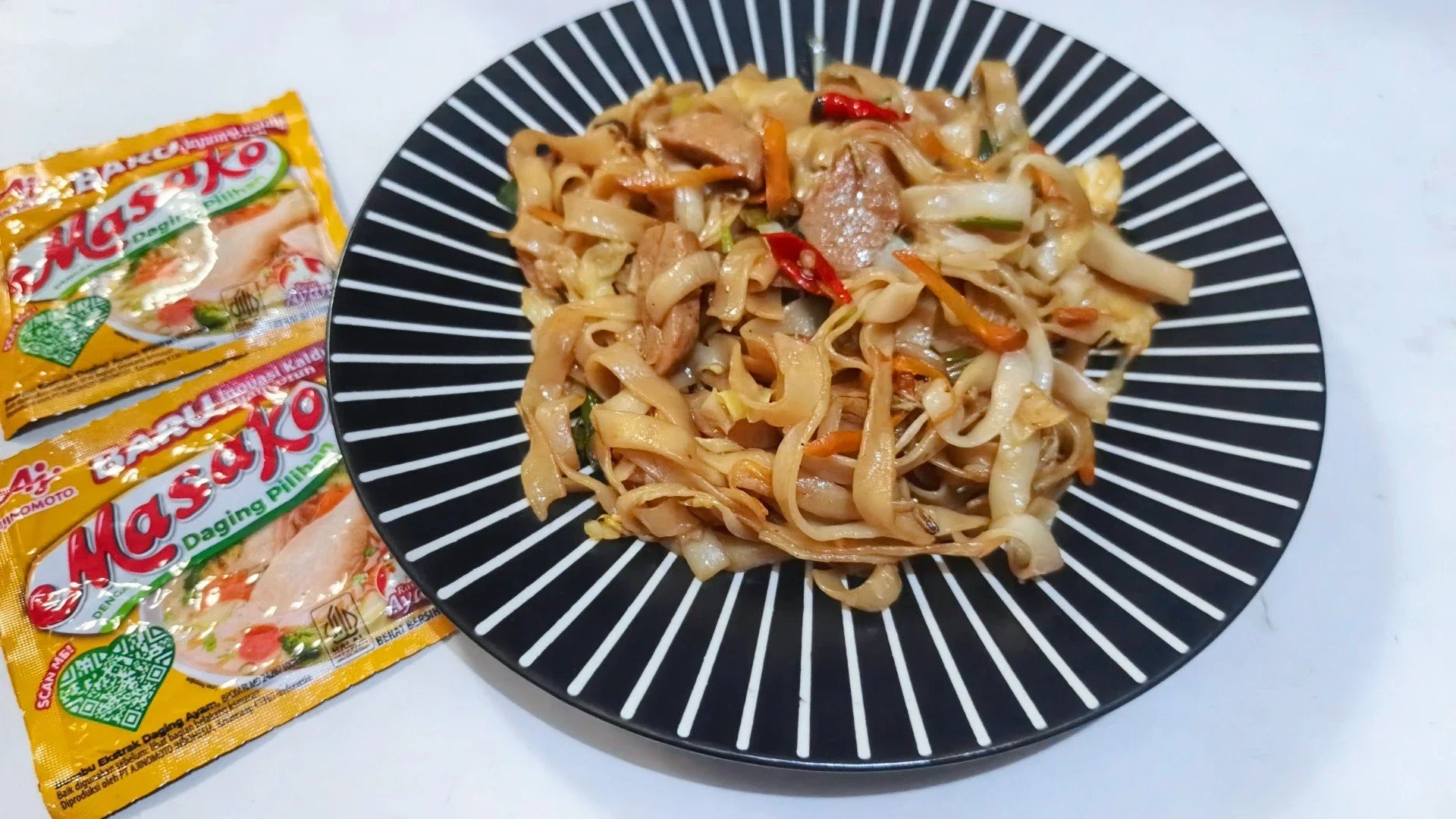 Kwetiau goreng ala masako