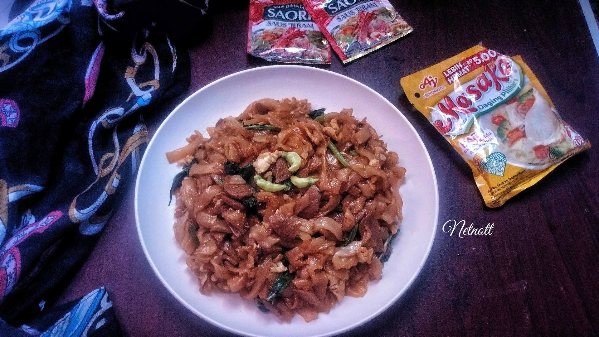 Kwetiau Goreng  Bakso ala Masako