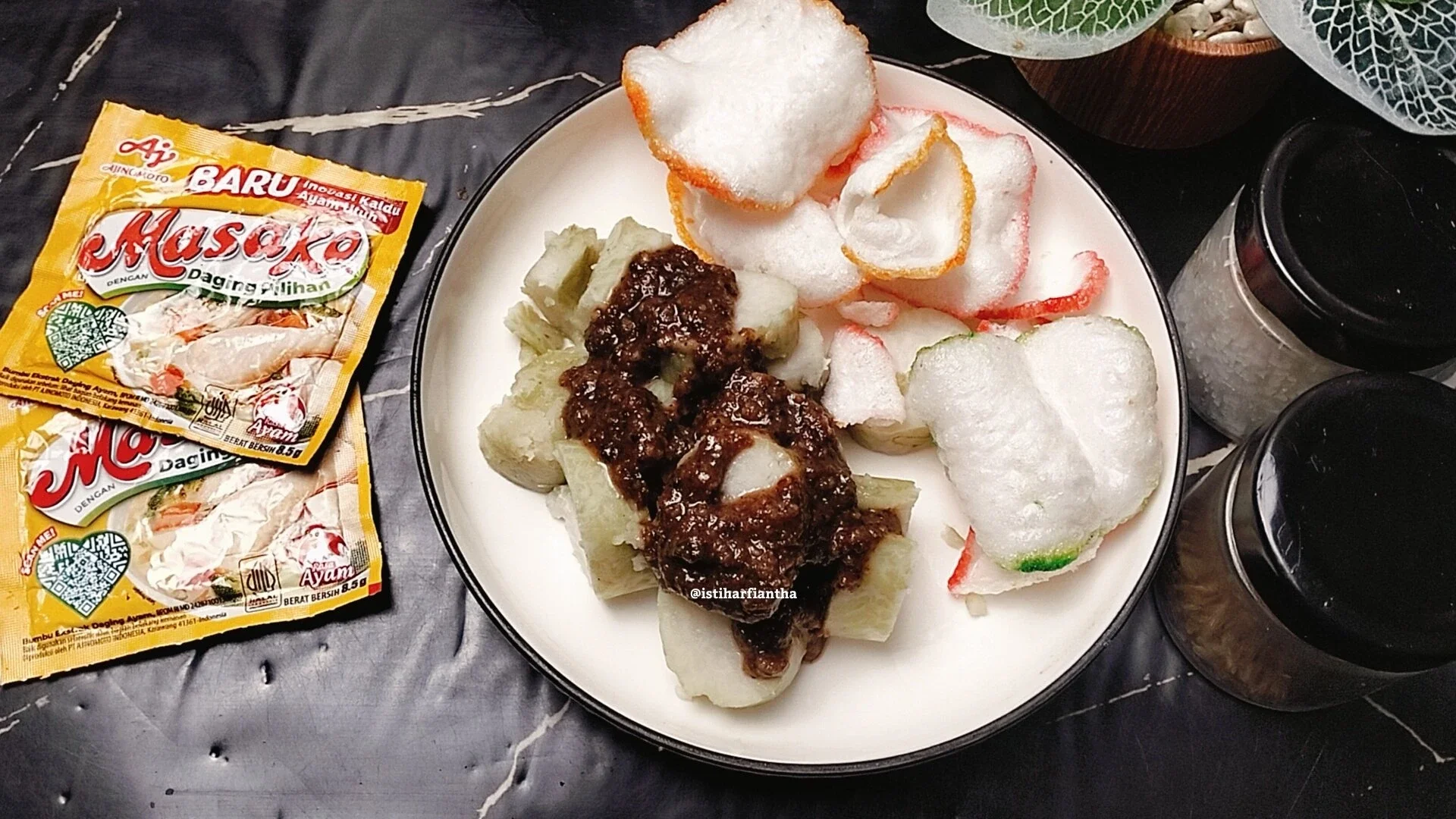 Lontong Bumbu Petis ala MASAKO®
