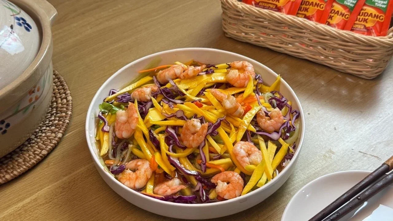 Mango Thai Salad