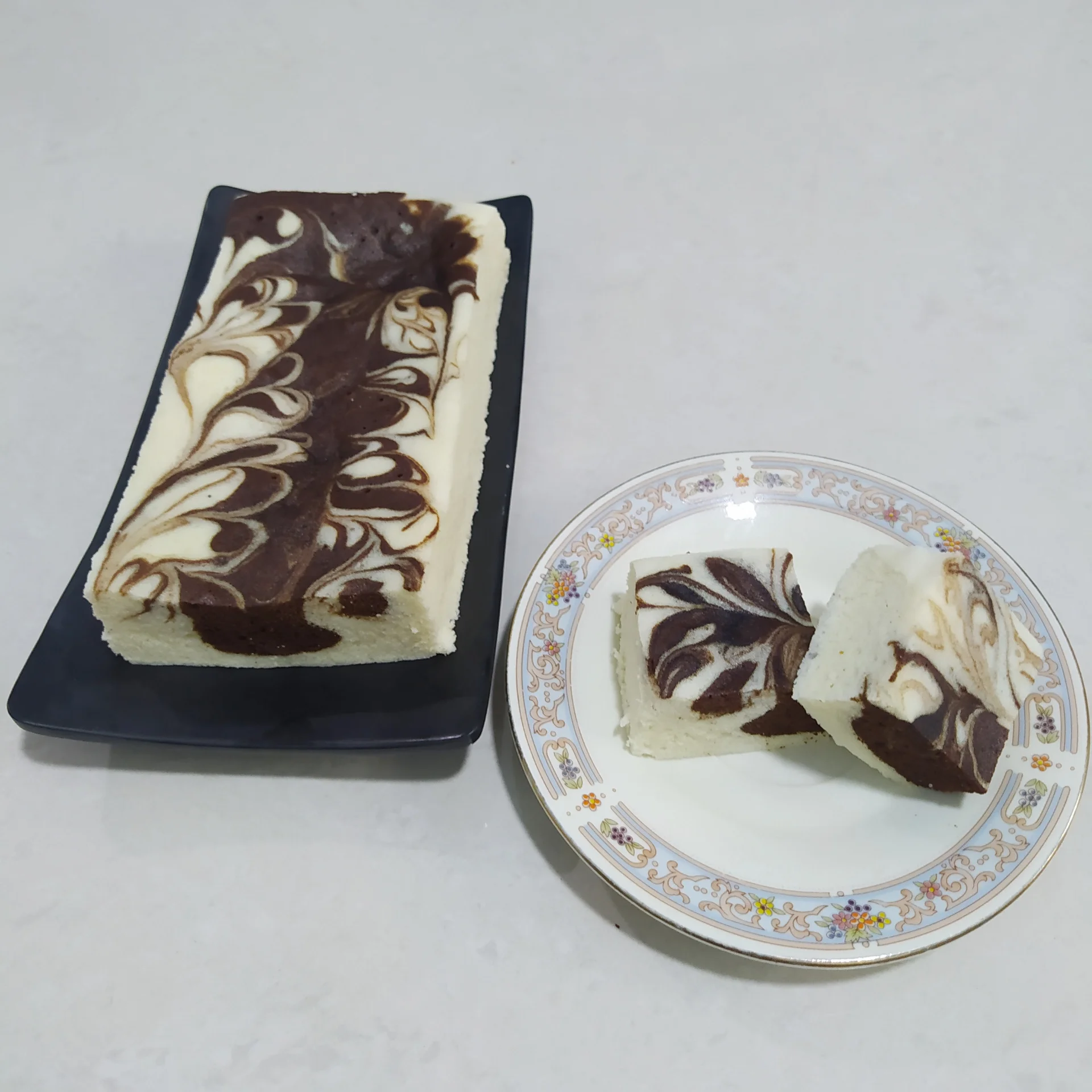 Marble Cake Kukus Putih Telur