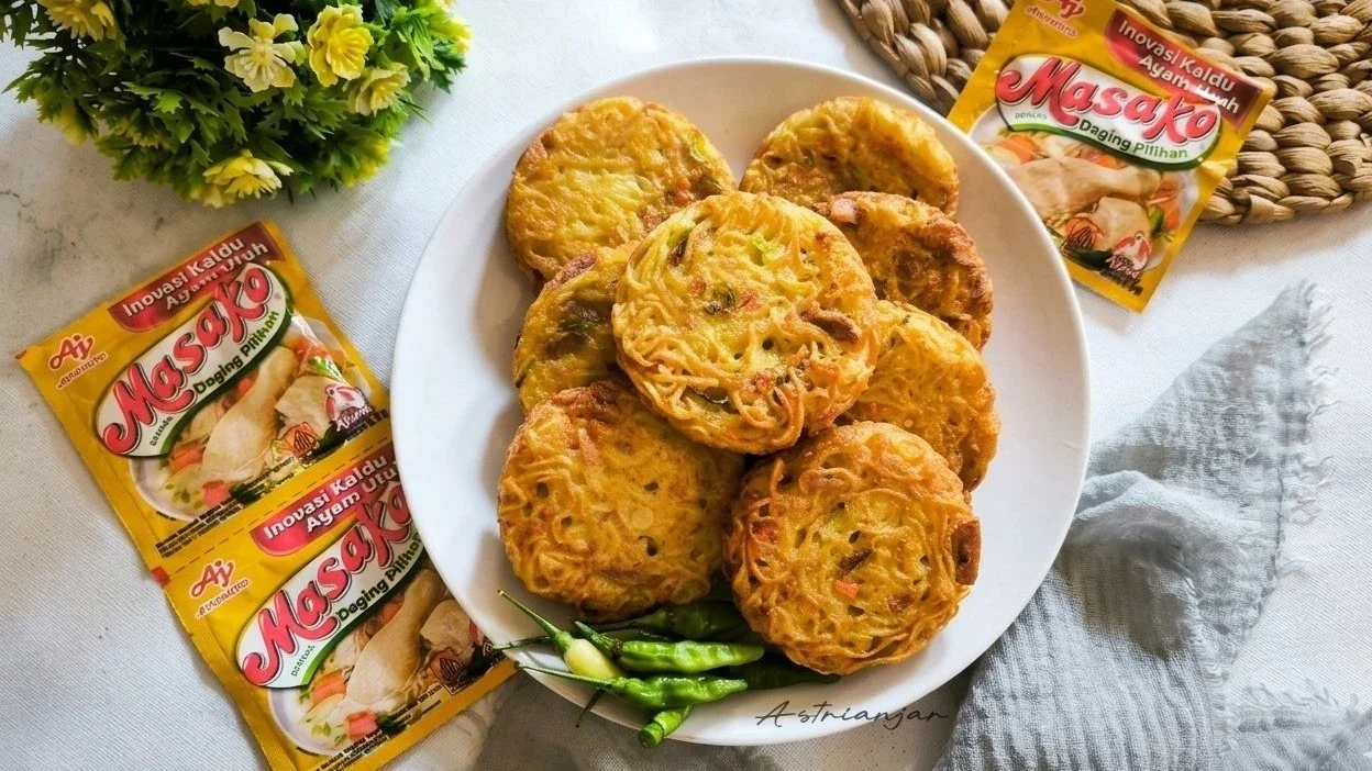 Martabak Mie Sosis Sayur 