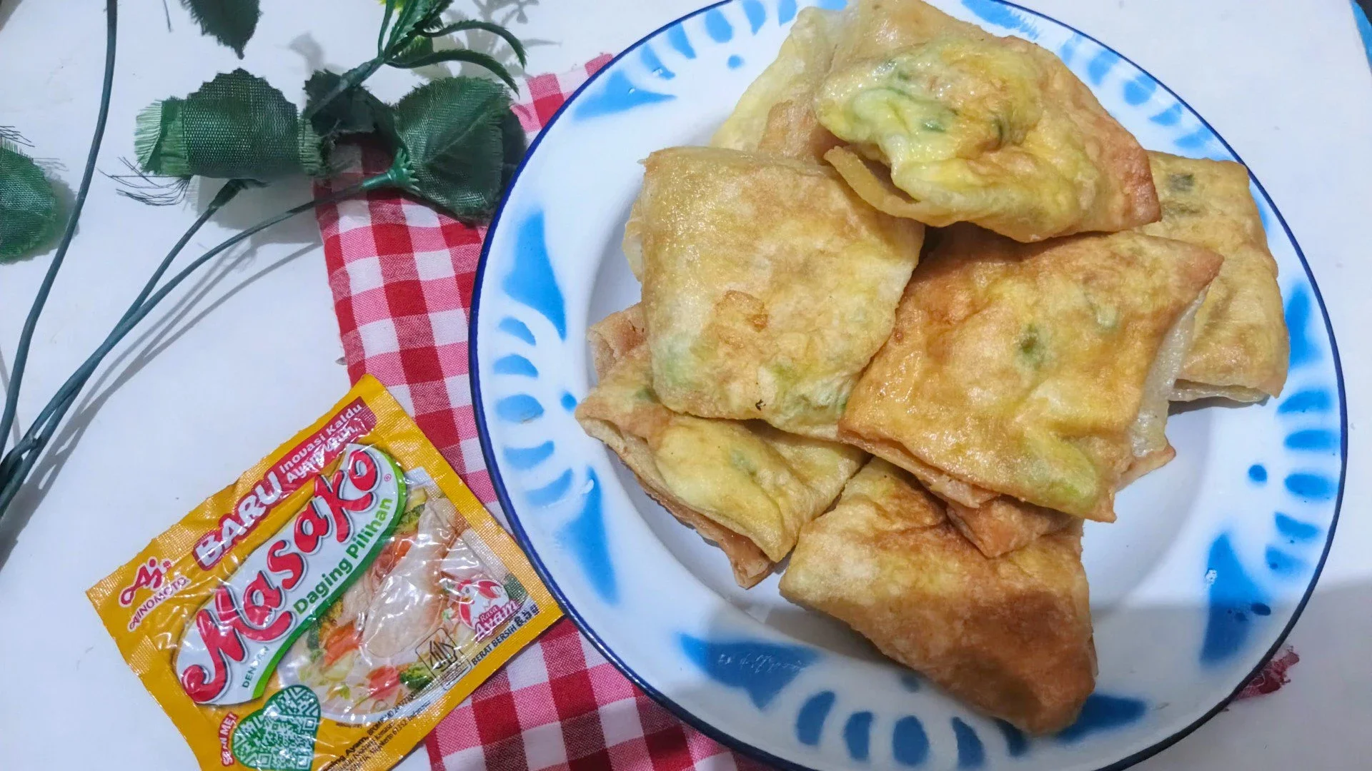 Martabak telur mini