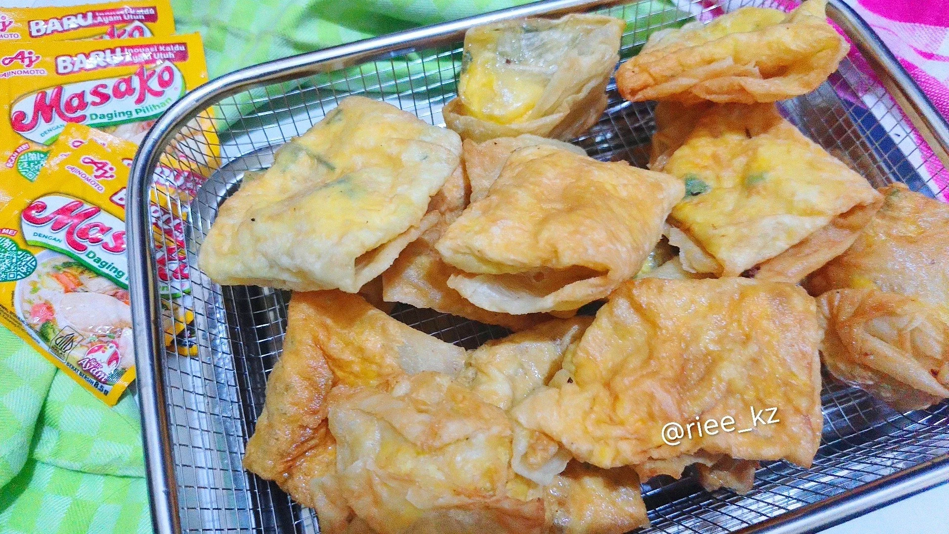 Martabak telur mini