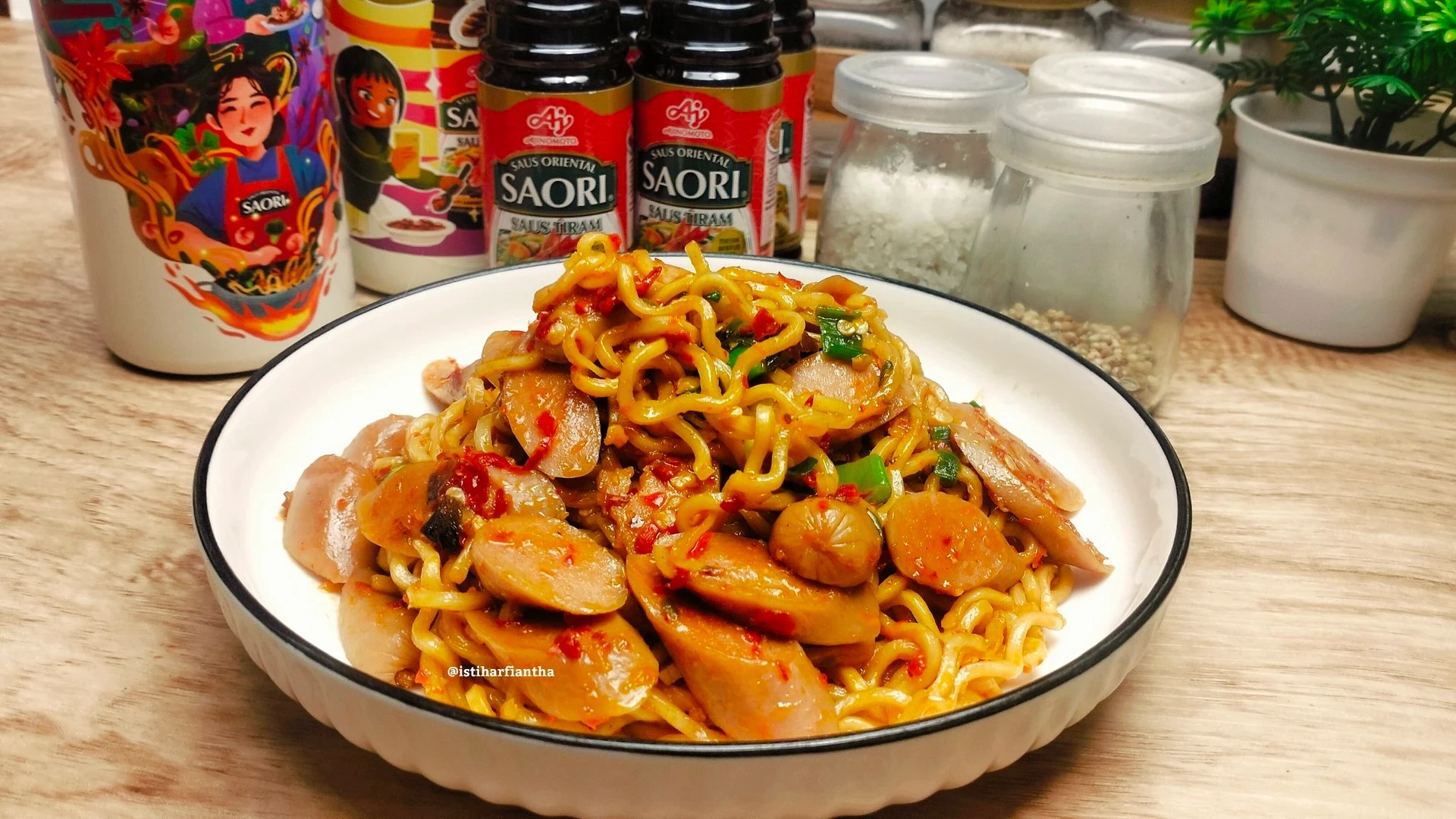 Mie Goreng Sosis Pedas Saus Tiram ala SAORI® #SejutaRasaLezatSAORI