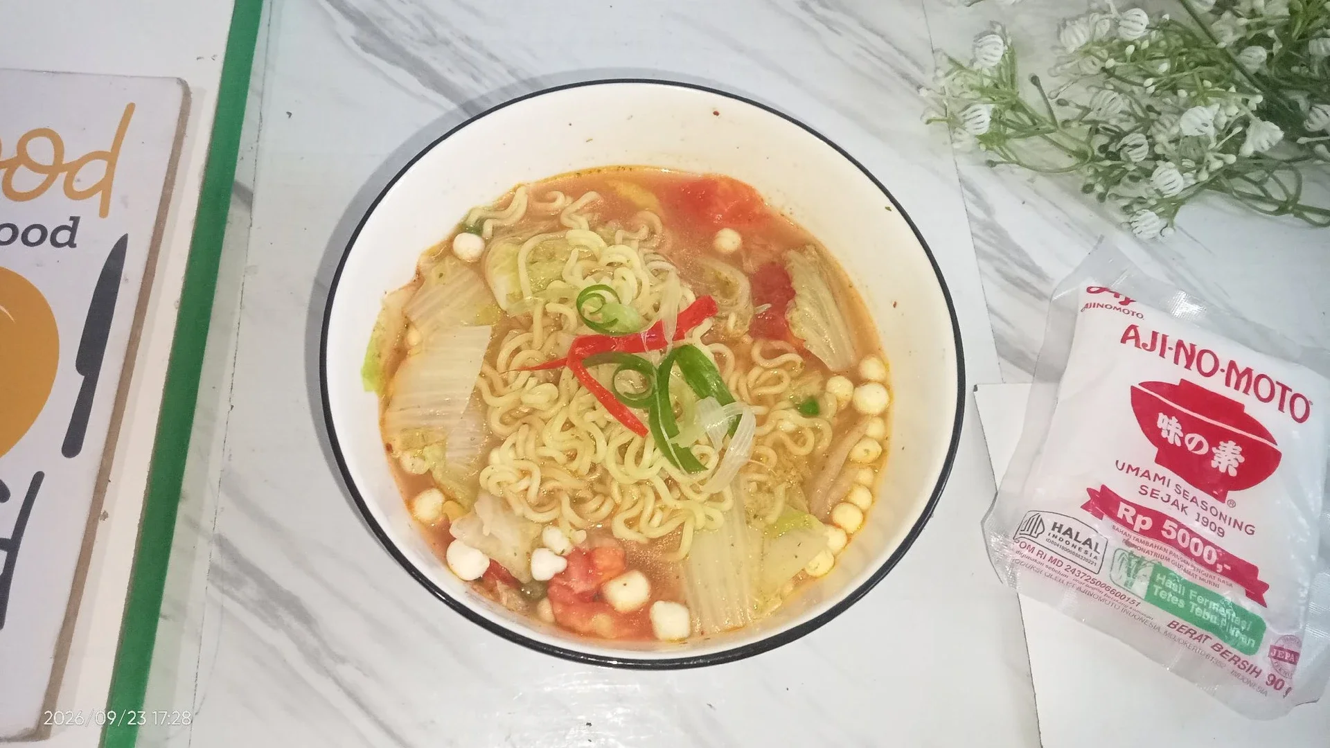 Mie Kuah Tomat Sawi