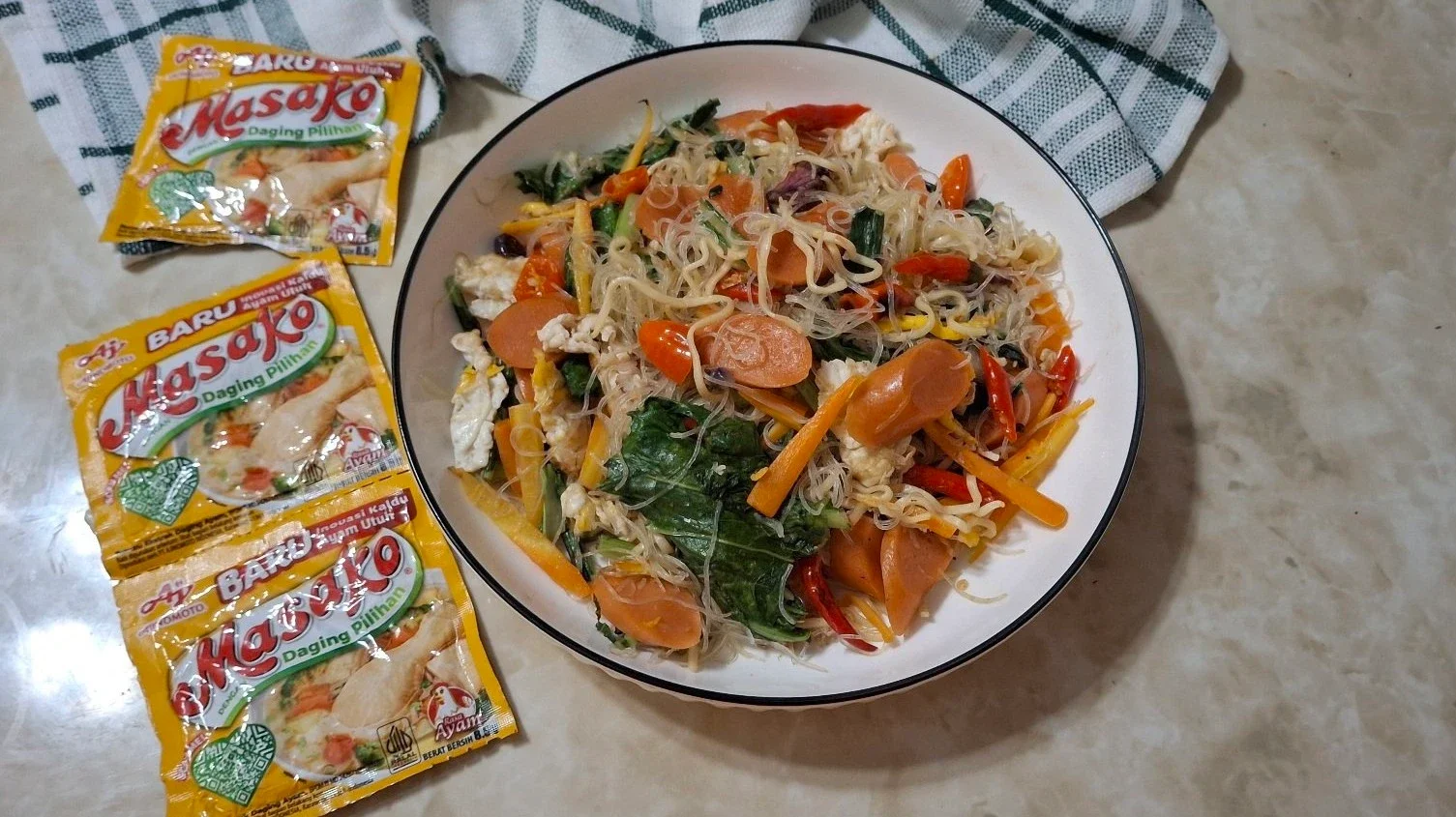 Mie Tumis Sosis ala Masako