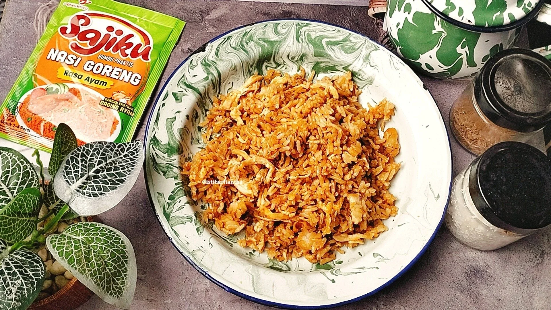 Nasi Goreng Ayam Suwir