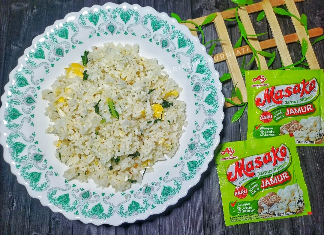 Nasi Goreng Bawang Putih ala Masako Jamur #MasakanPenuhCinta