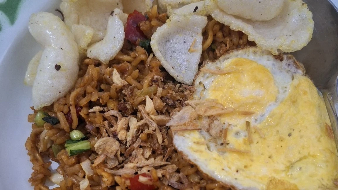 Nasi Goreng Mawut Pedas Sajiku #TooGoodTooWaste