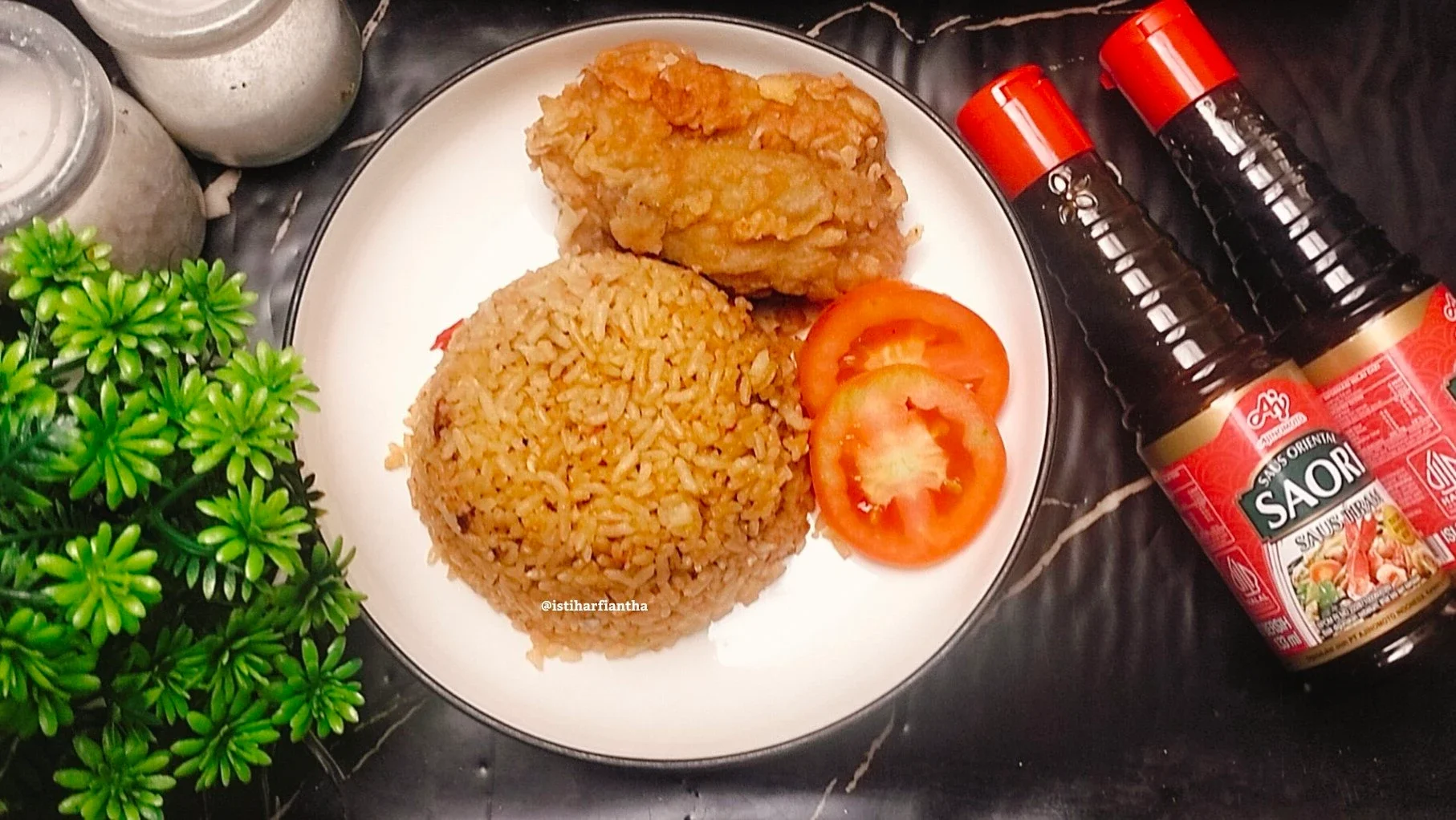 Nasi Goreng Pedas ala SAORI® Saus Tiram