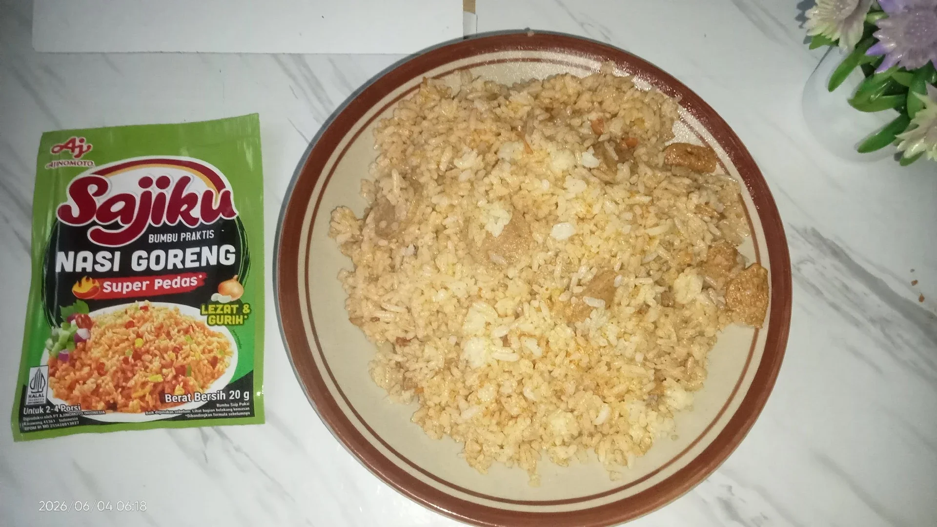 Nasi Goreng Pedas Bakso SAJIKU 
