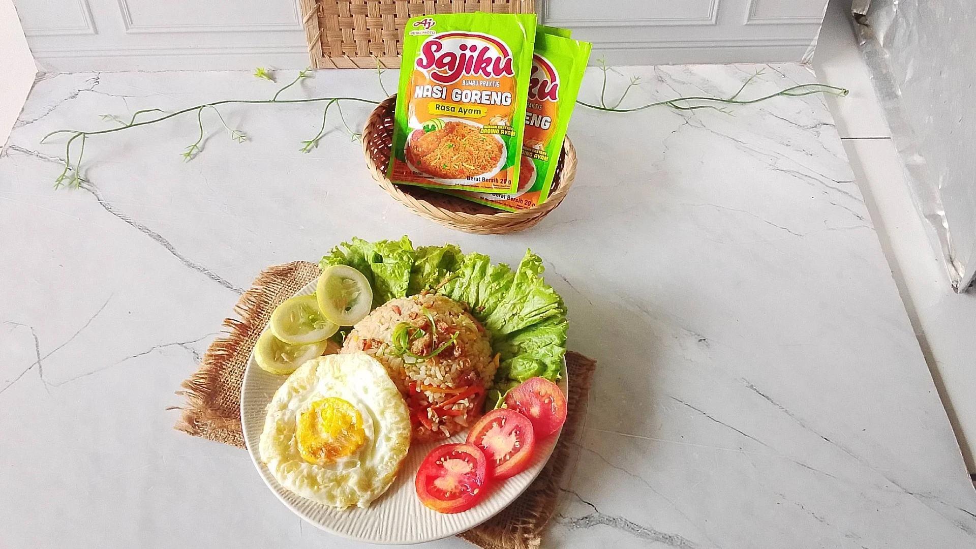 Nasi goreng sosis 