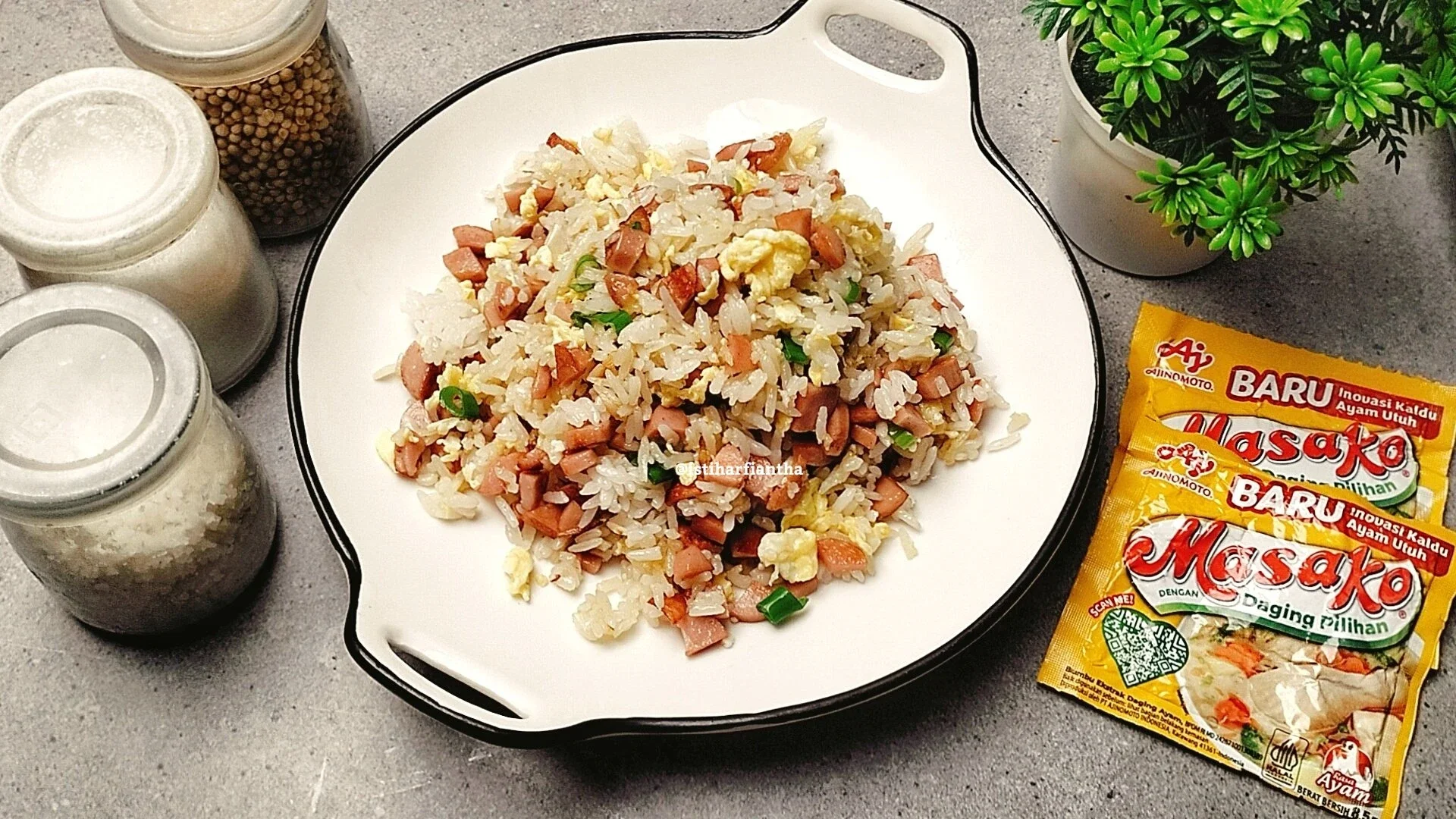 Nasi Goreng Sosis Telur ala MASAKO®
