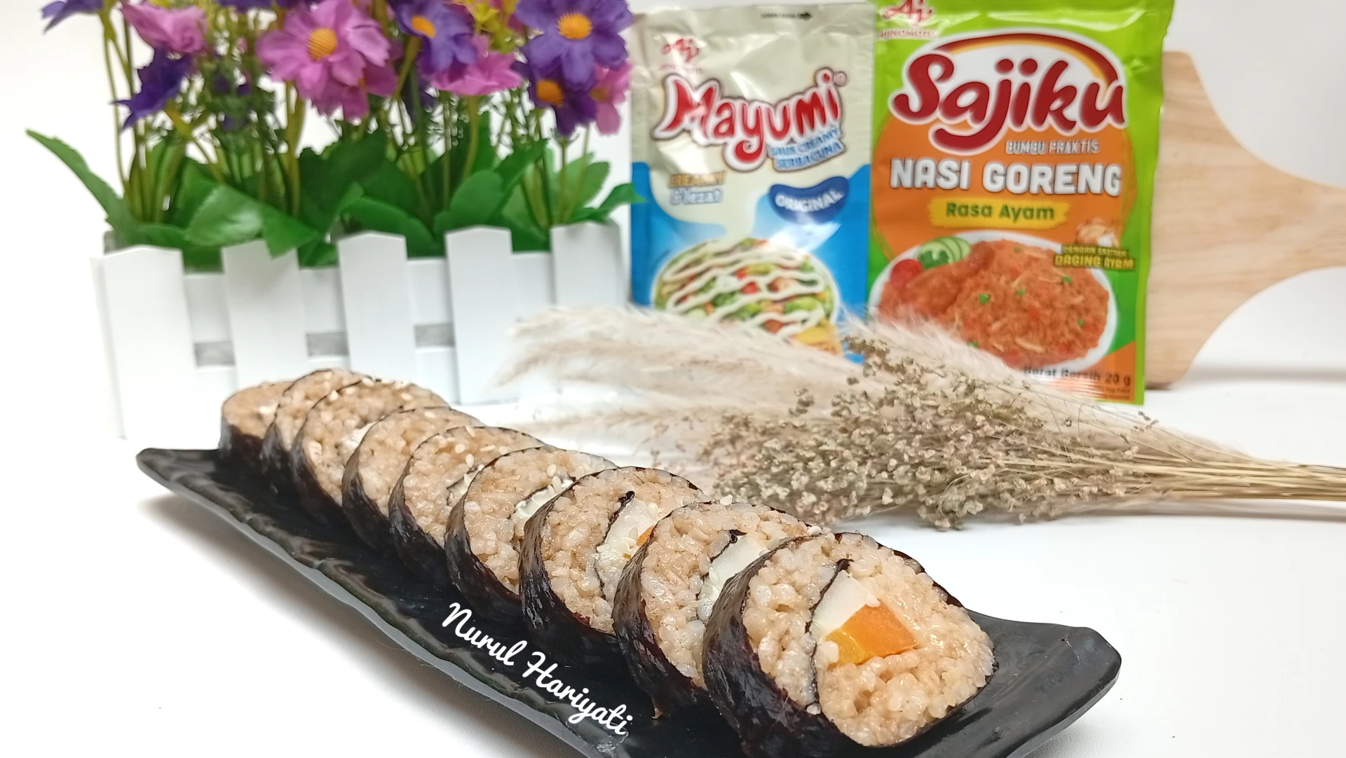 Nasi Goreng Sushi Roll