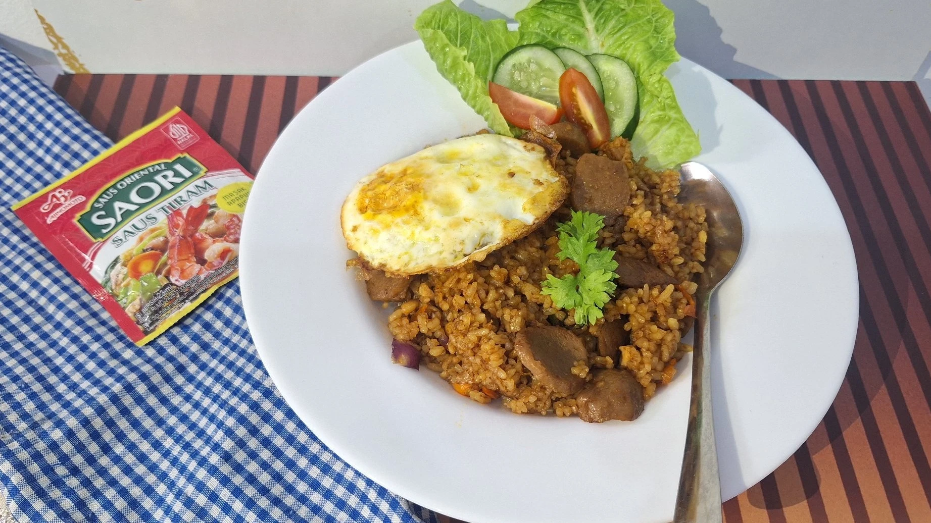 Nasi Goreng YamSo (Ayam dan Baso) #EksplorasaNasiGoreng