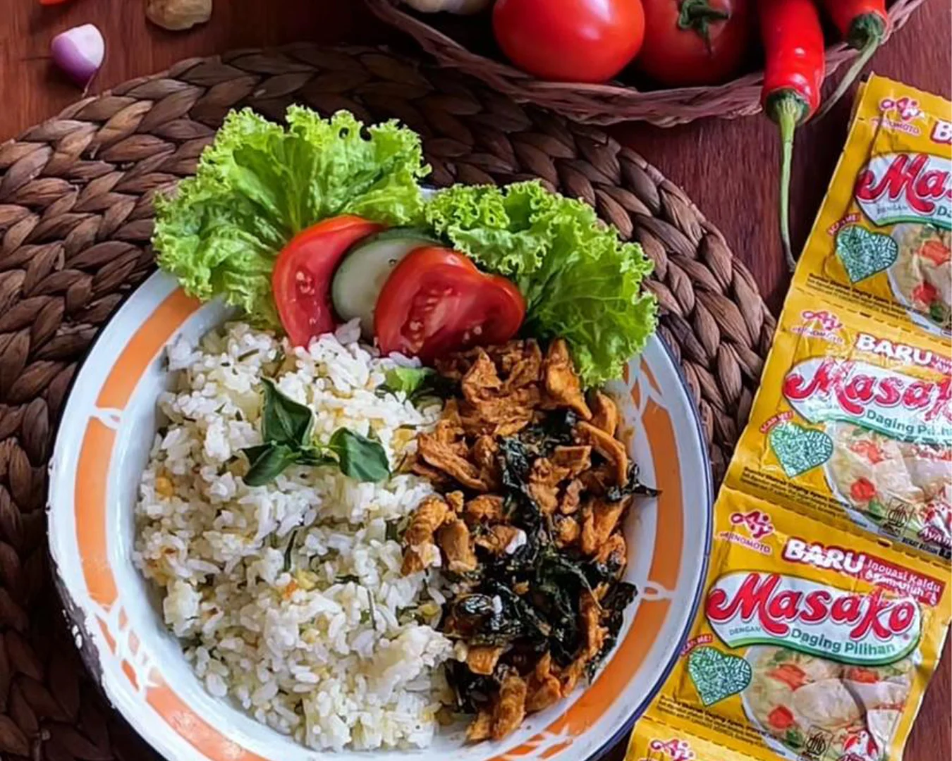 Nasi Gurih Daun Jeruk & Ayam Kemangi