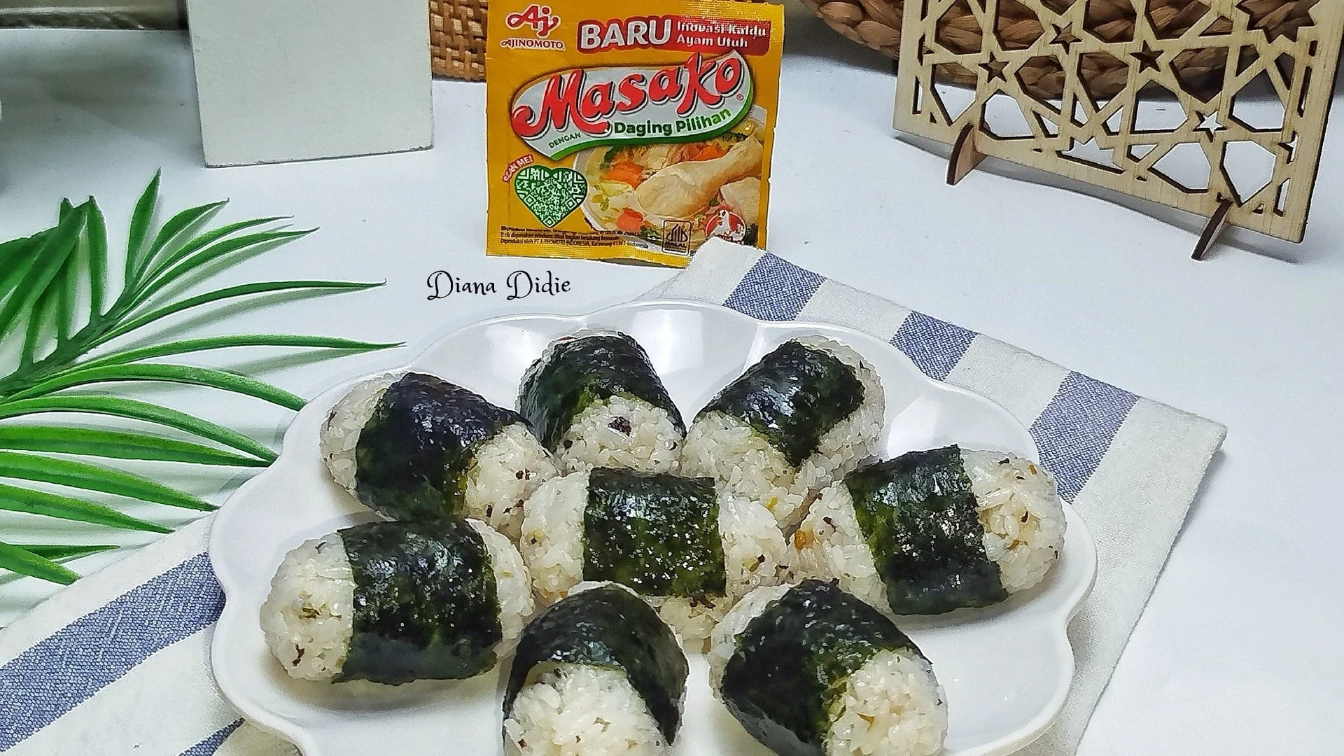Nasi Kepal Tuna Nori