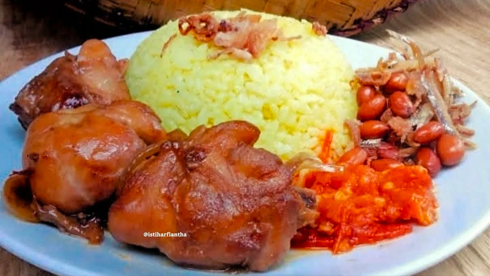 Nasi Kuning Rice Cooker