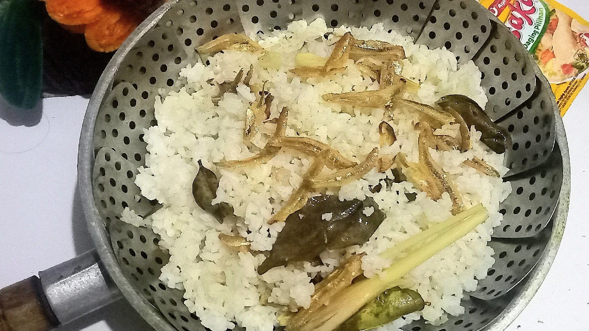 Nasi Liwet dari Nasi Kemarin
