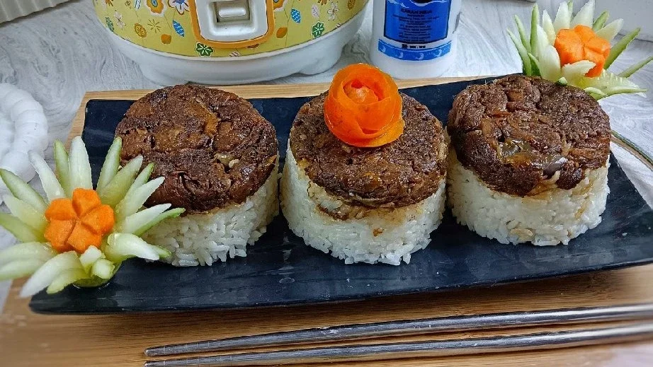 Nasi Steak Burger Gurih