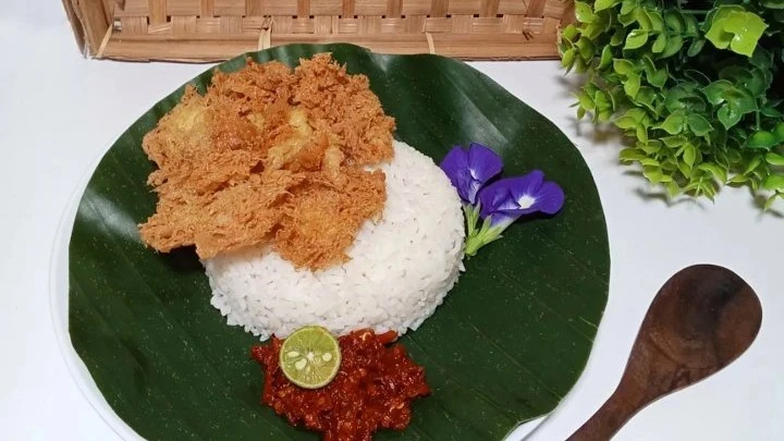 Nasi Telur Crispy Sambal Terasi 