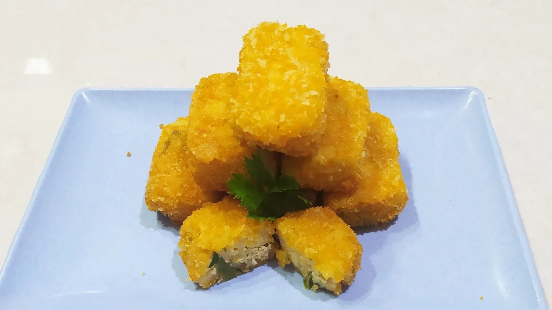 Nugget Tempe