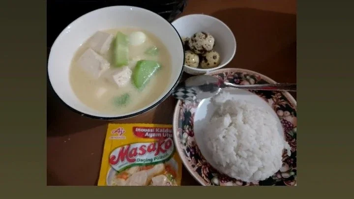 Opor tahu labu telur puyuh ala Masako 