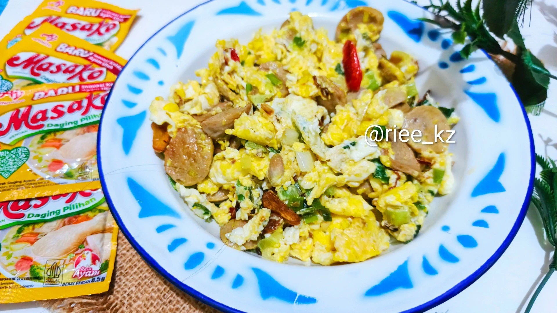 Orak Arik Telur Bakso