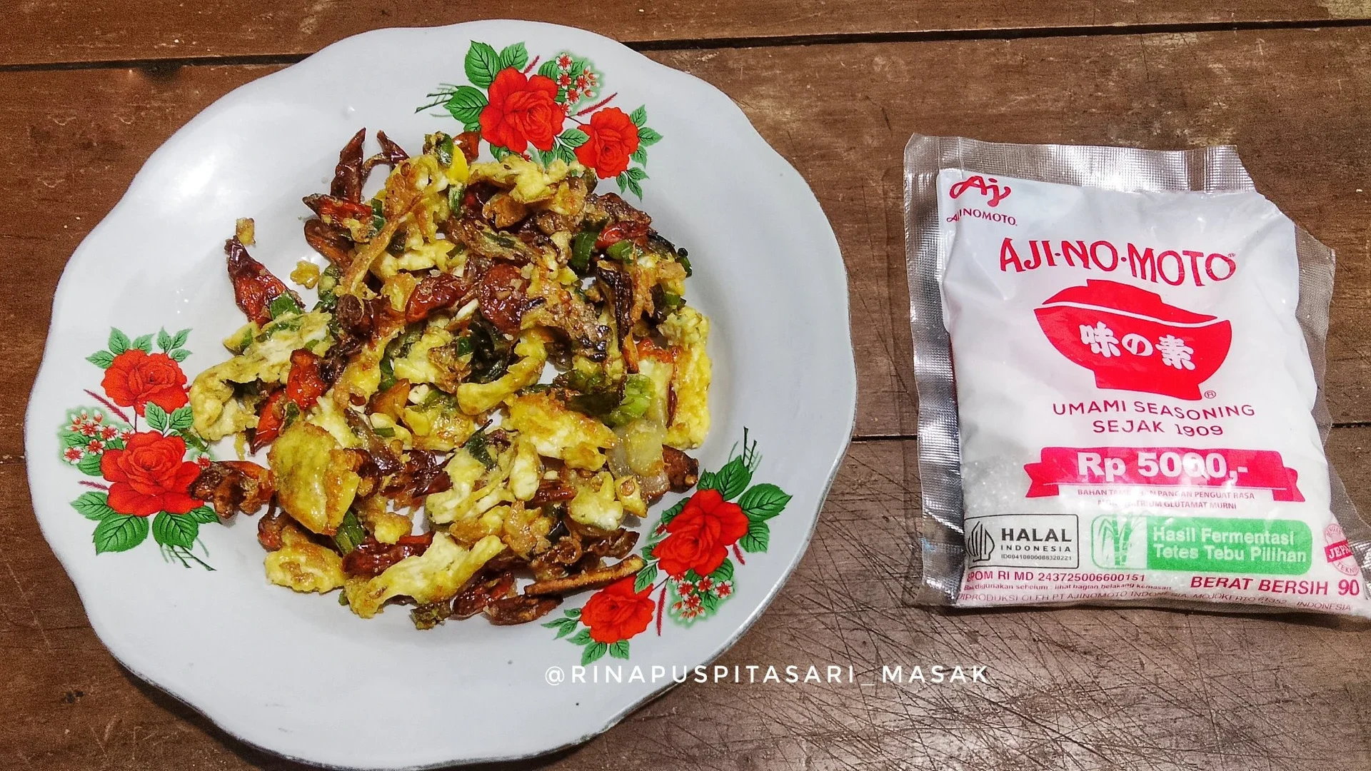 Orak Arik Telur Kering ala AJI-NO-MOTO®