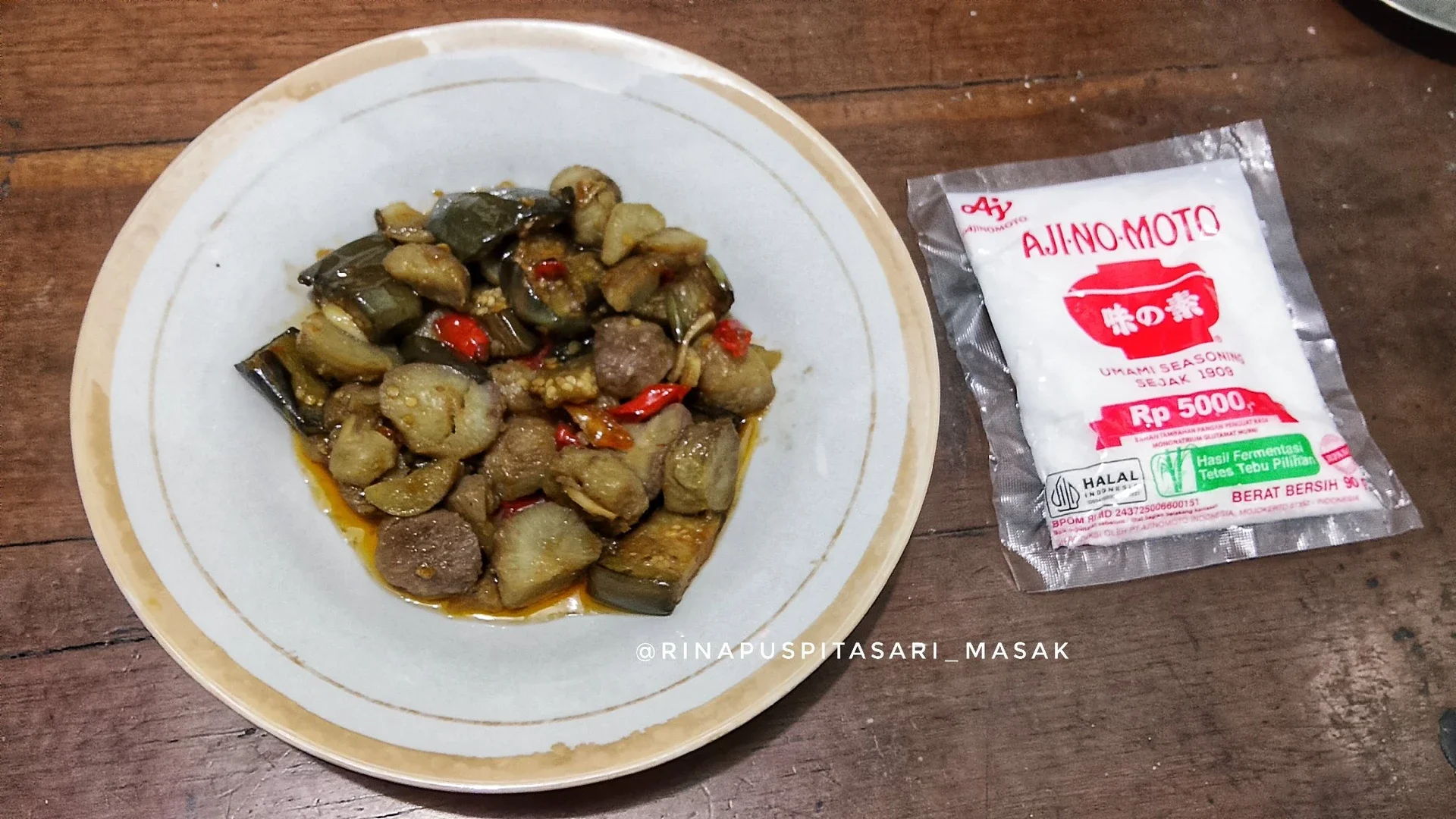 Oseng Pedas Kentang Hitam Terong ala AJI-NO-MOTO®