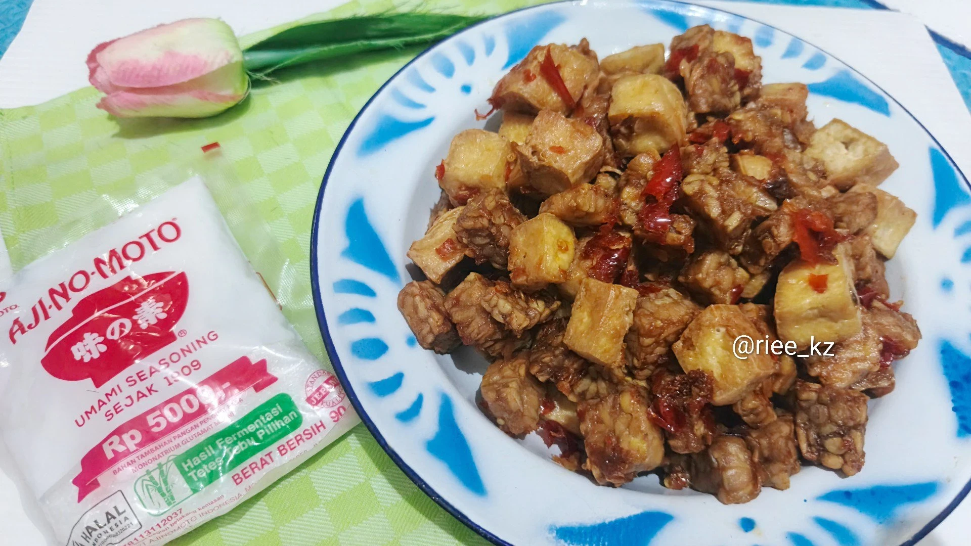 Oseng tempe tahu pedas 