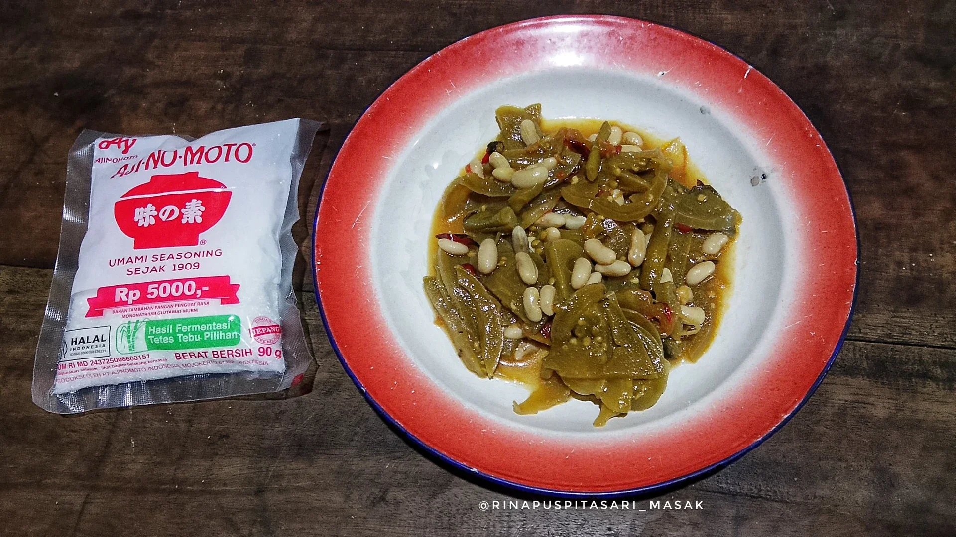 Oseng Tomat Ijo Biji Buncis ala AJI-NO-MOTO®