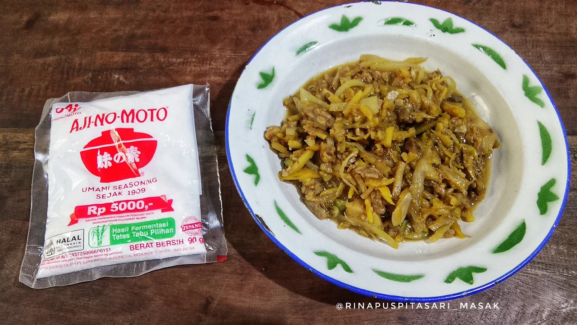 Oseng Ubi Jalar Pepaya Muda Tempe Semangit ala AJI-NO-MOTO®