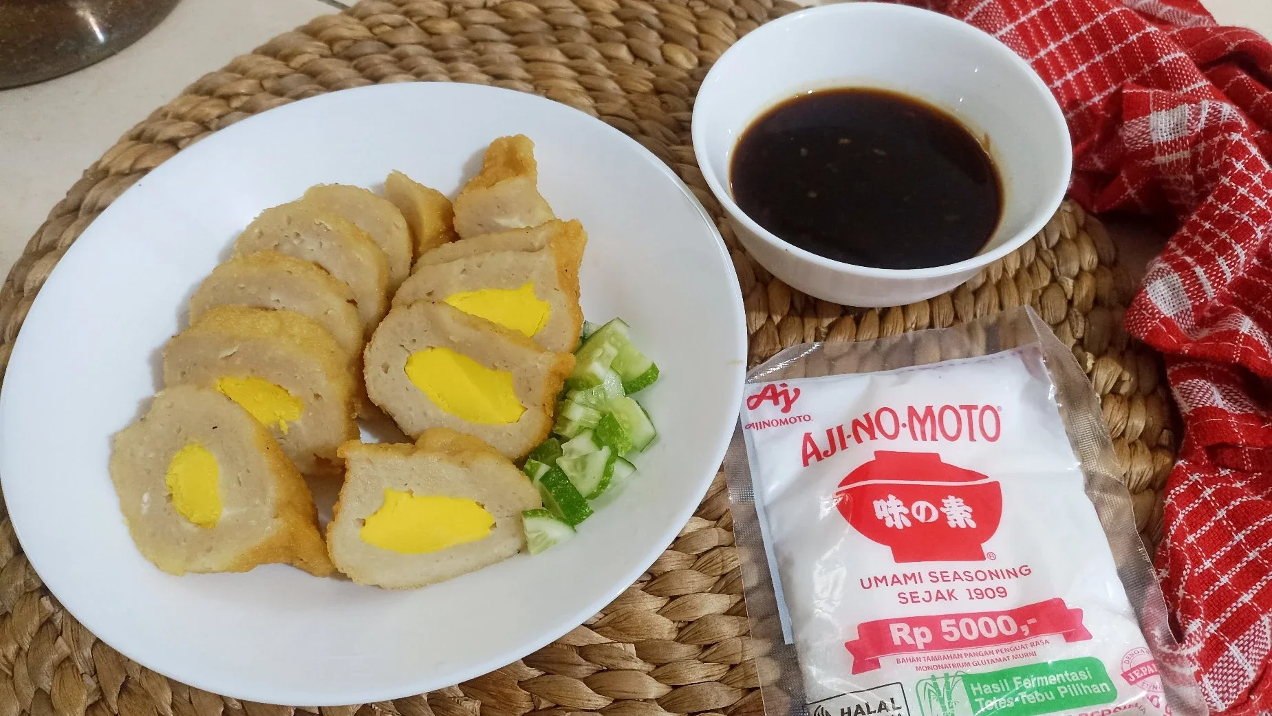Pempek Kapal Selam