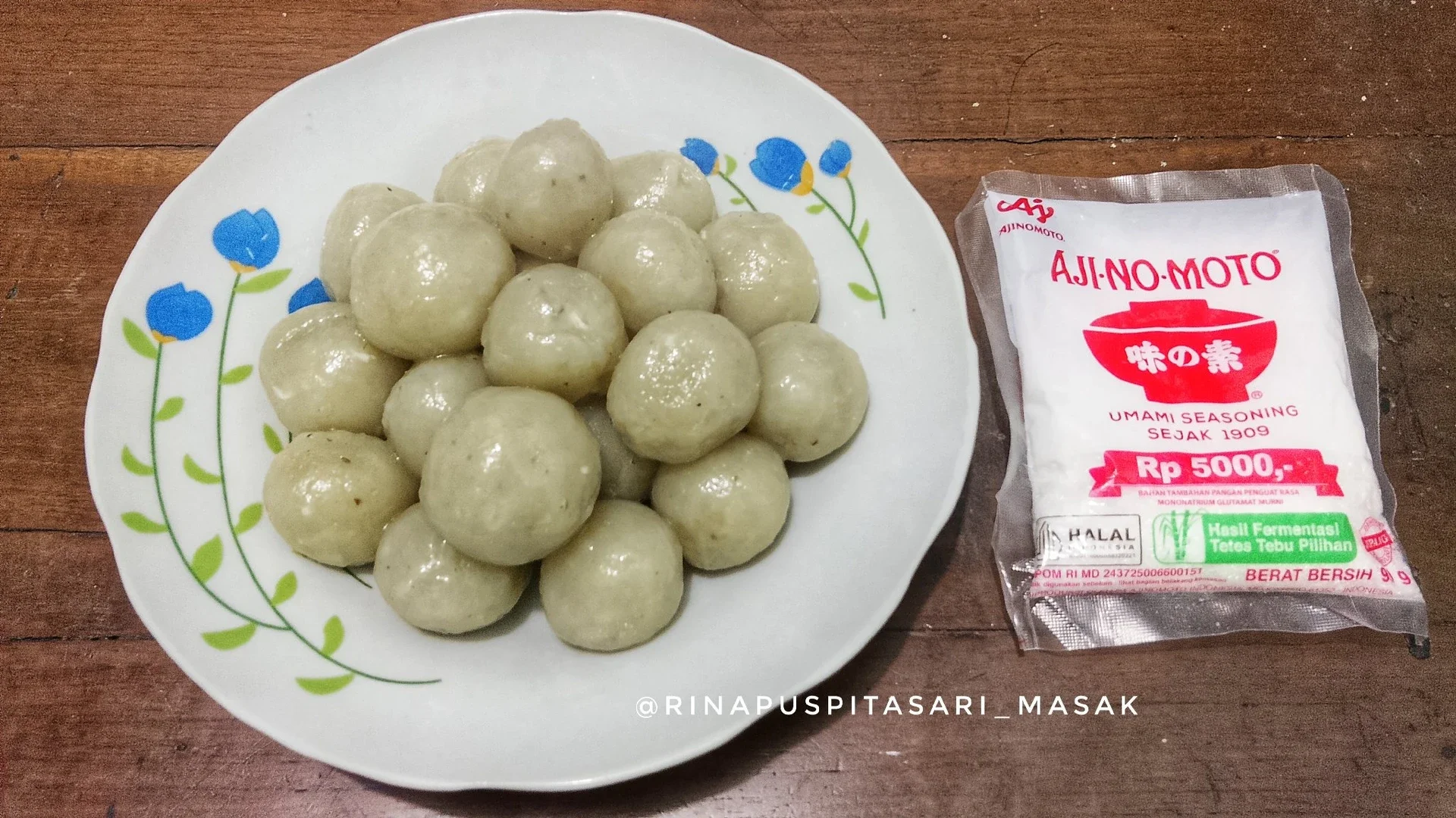 Pentol Jadul ala AJI-NO-MOTO®