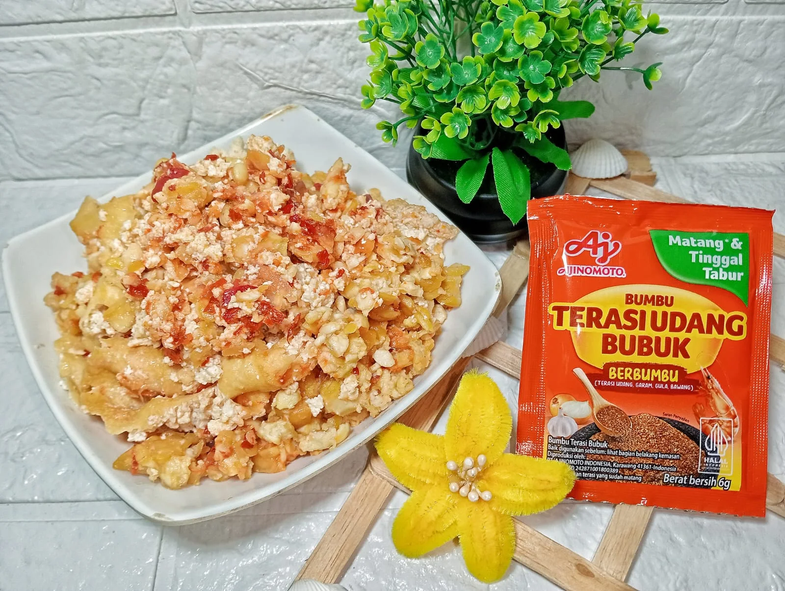 Penyetan Tahu Tempe Terasi