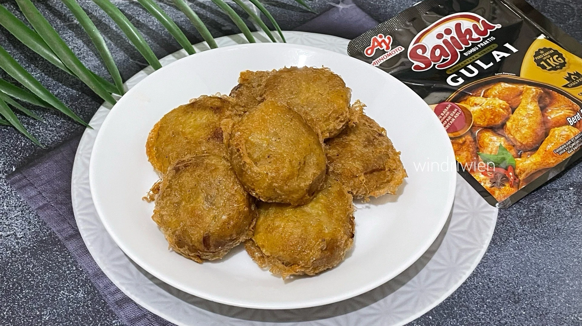 Perkedel Kentang Bumbu Gulai