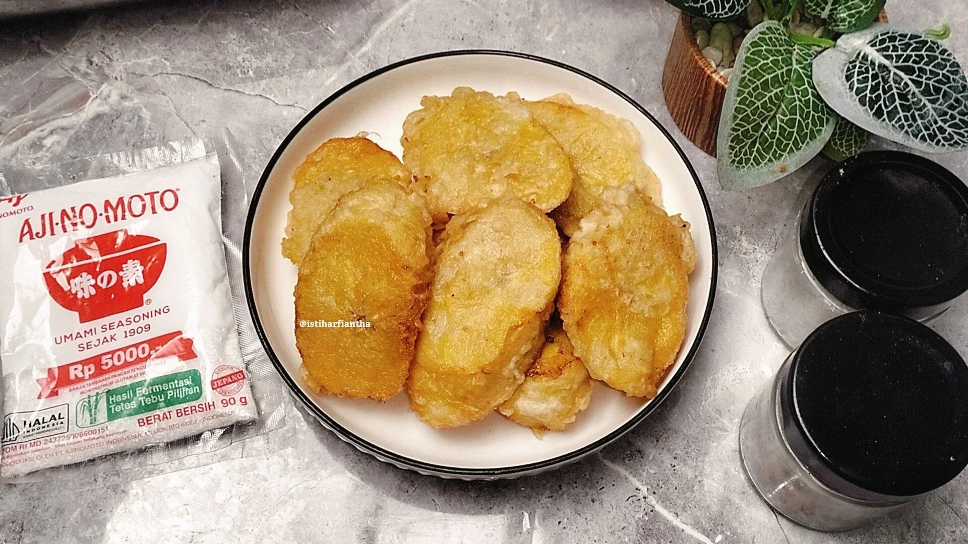 Pisang Tanduk Goreng ala AJINOMOTO®