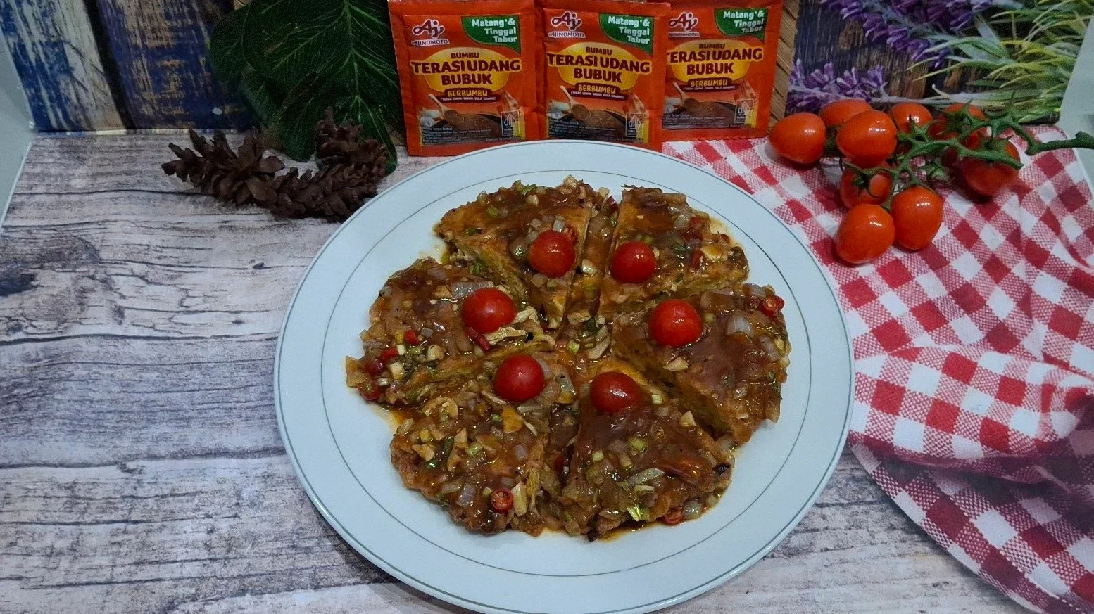 PIZZA TELUR SAUS TERASI ASAM MANIS