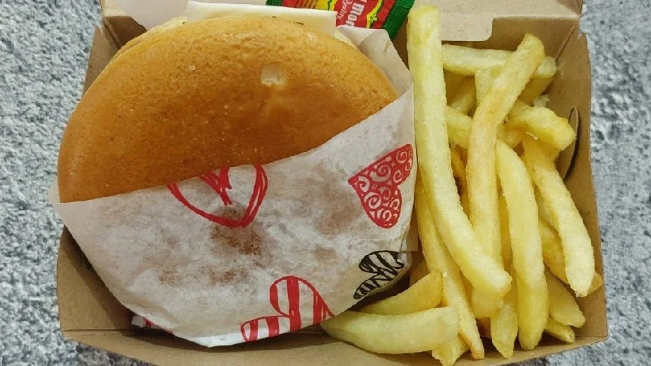 Recook Burger  Mayumi