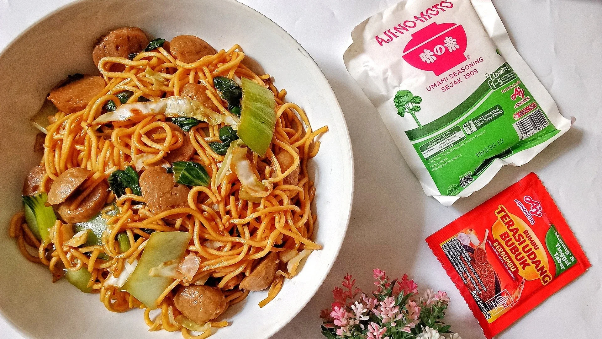 Recook Mie Tek-Tek ala AJI-NO-MOTO®