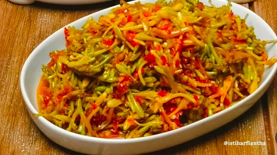 Recook Tumis Bunga Pepaya Teri ala AJINOMOTO® Terasi Udang #NikmatTanpaDrama
