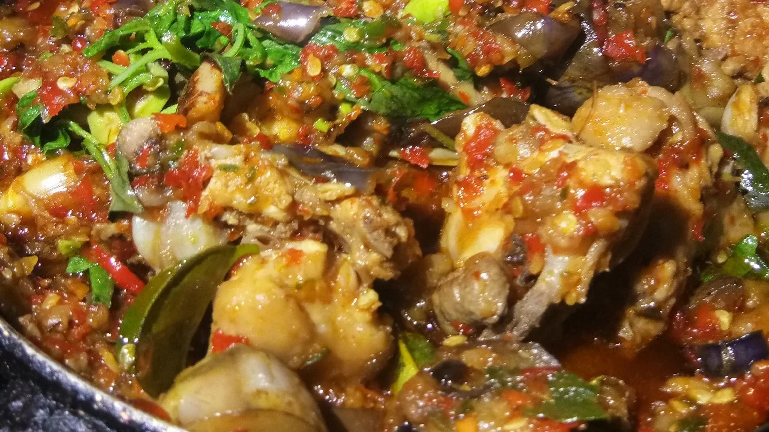 rica-rica ayam kemangi 