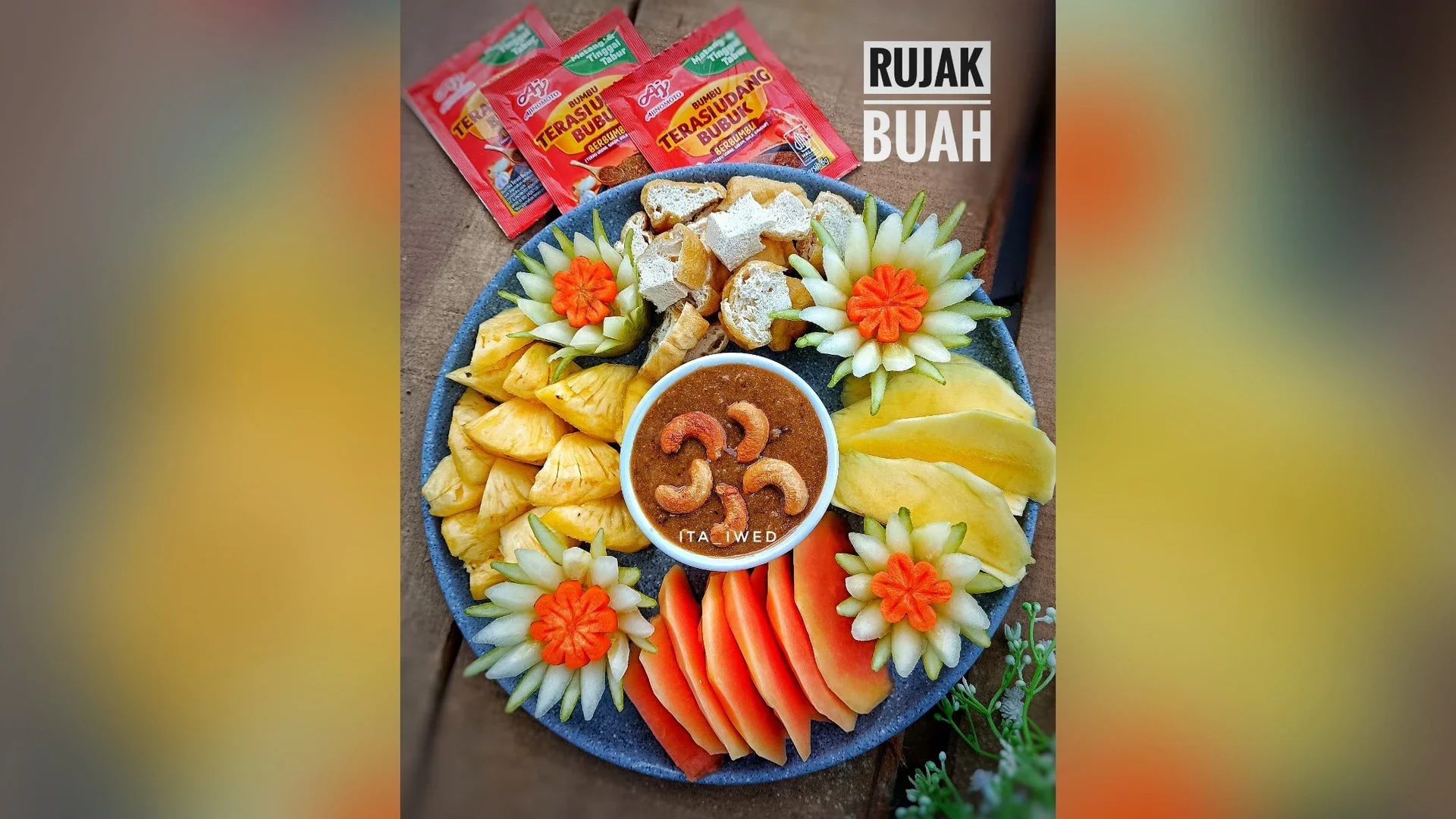 Rujak buah... #NikmatTanpaDrama